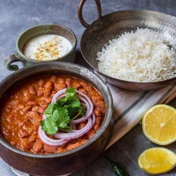 rajma with rice and yoghurt