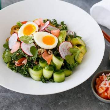 Kale Quinoa Salad with Salmon and Miso Dressing