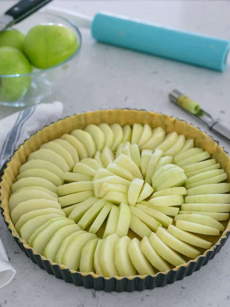 Grandma's Simple French Apple Tart Recipe