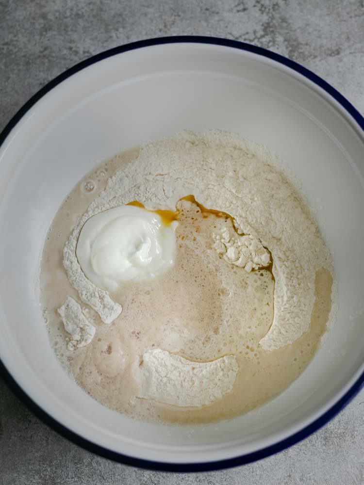 Homemade Yoghurt Naan