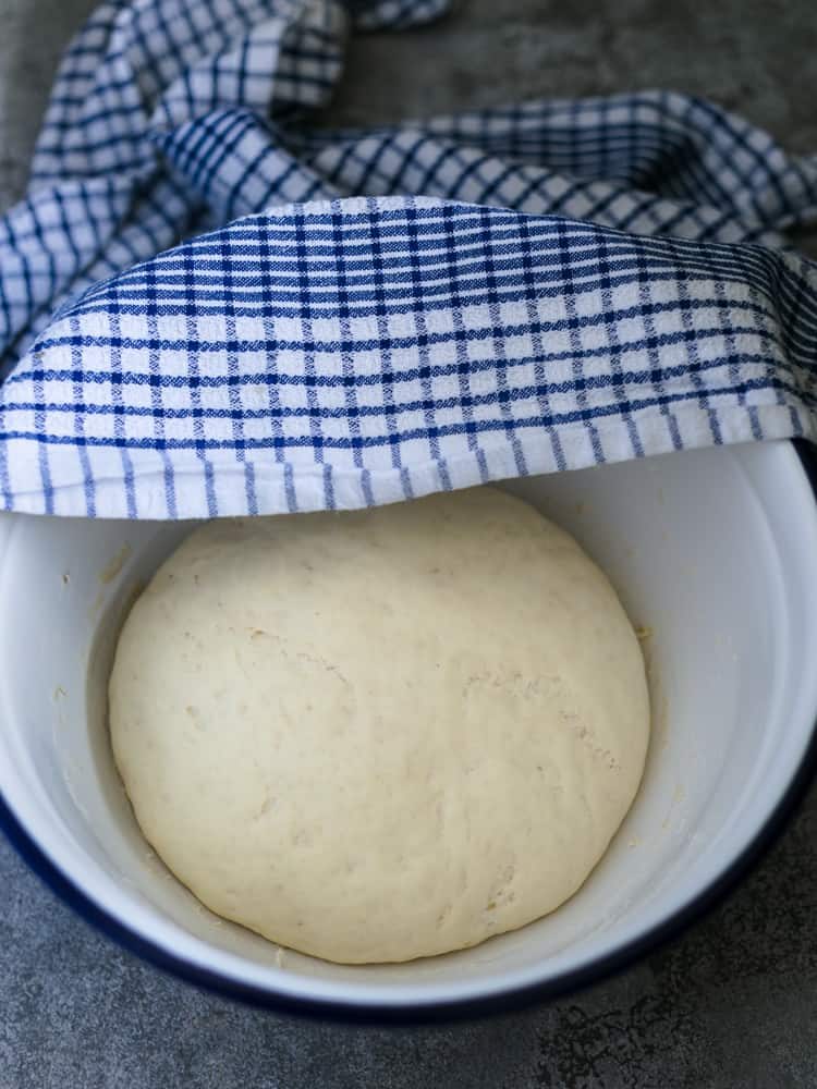 Homemade Yoghurt Naan