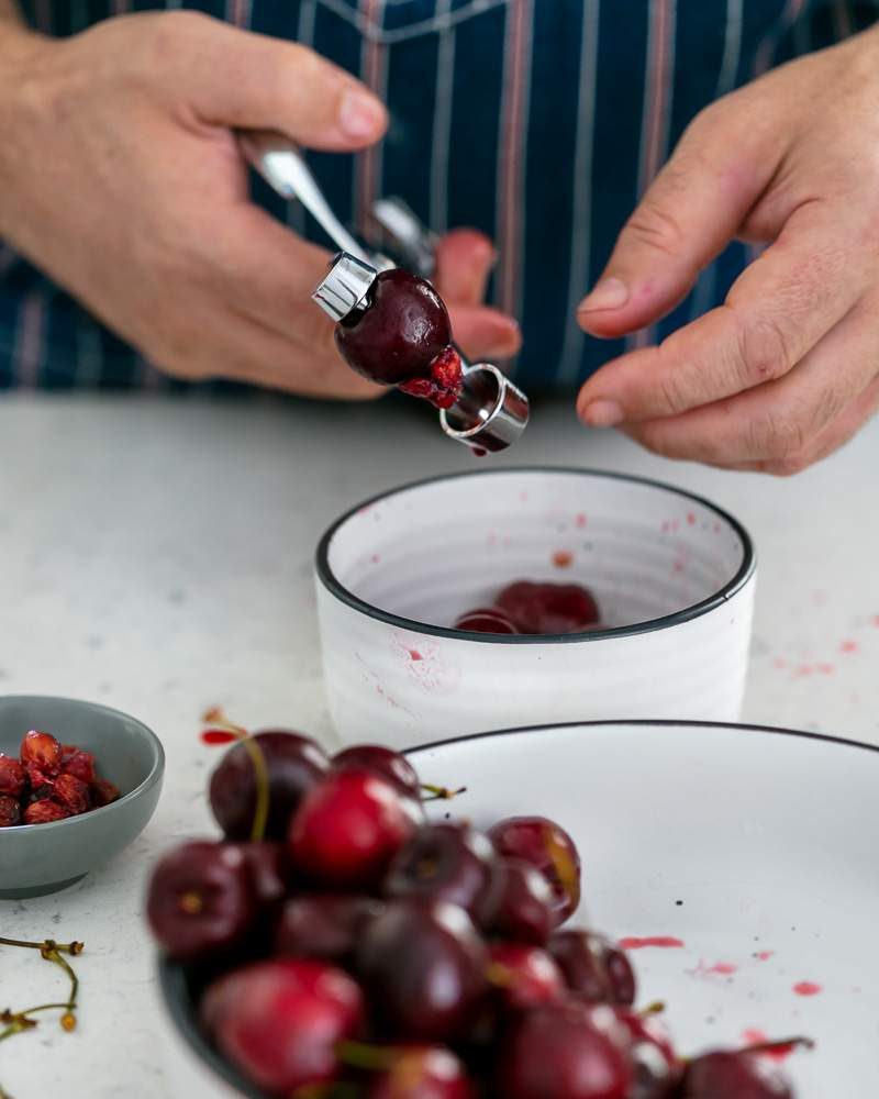 Cherry pitter