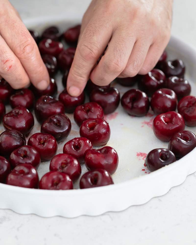 Arranging cherries in the baking dish