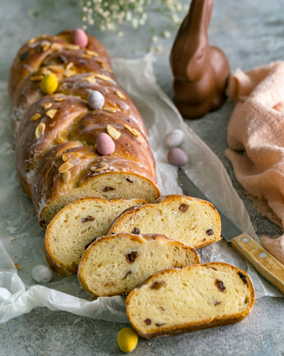 Sliced Easter zopf