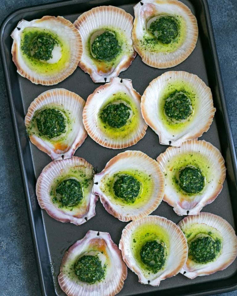 Scallops Baked in the Shell with Garlic Herb Butter between2kitchens