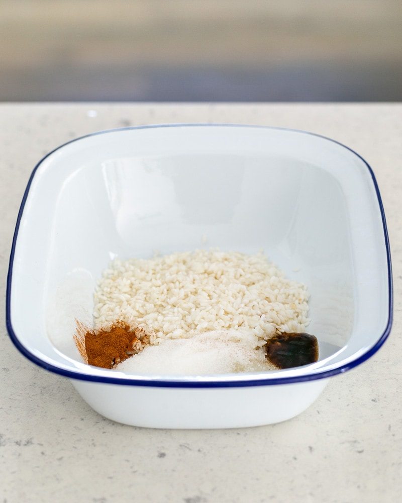 oven dish with rice, cinnamon, vanilla and sugar