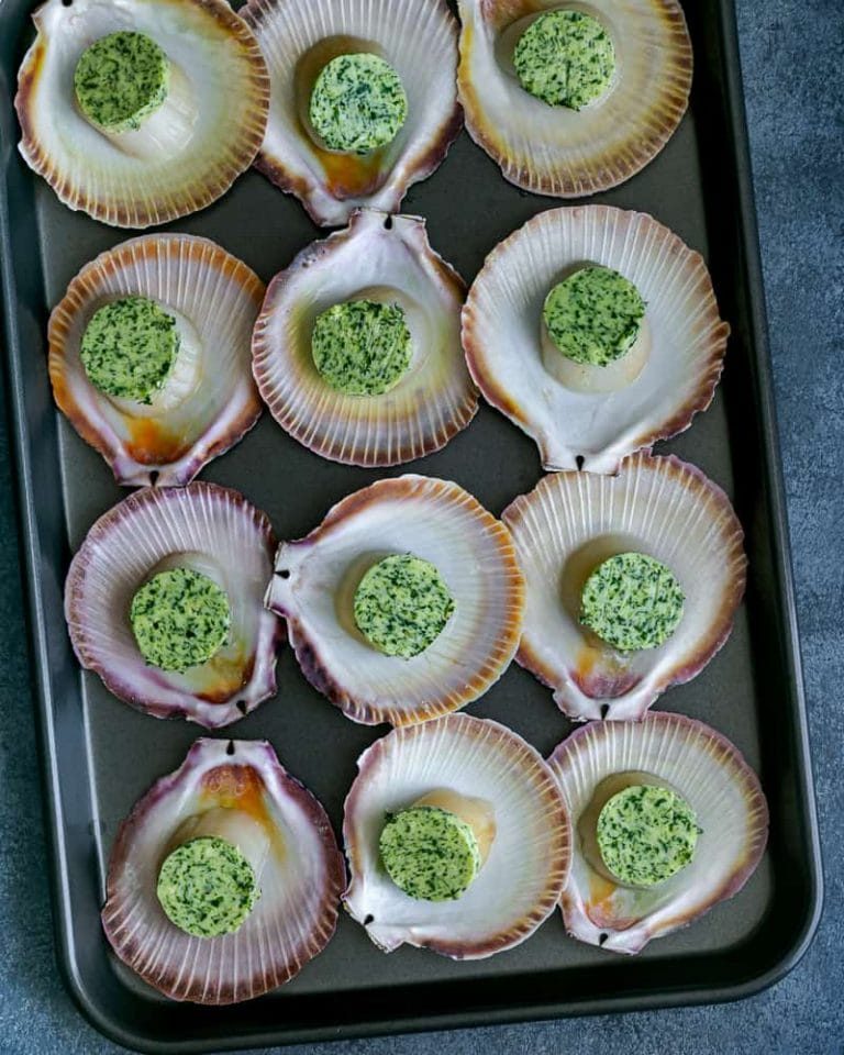 Scallops Baked in the Shell with Garlic Herb Butter between2kitchens