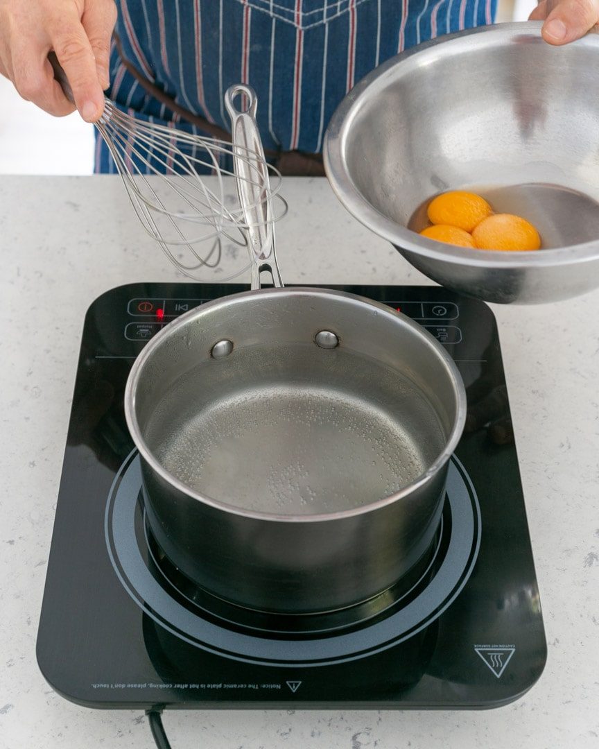 Preparing a bain marie to make hollandaise sauce