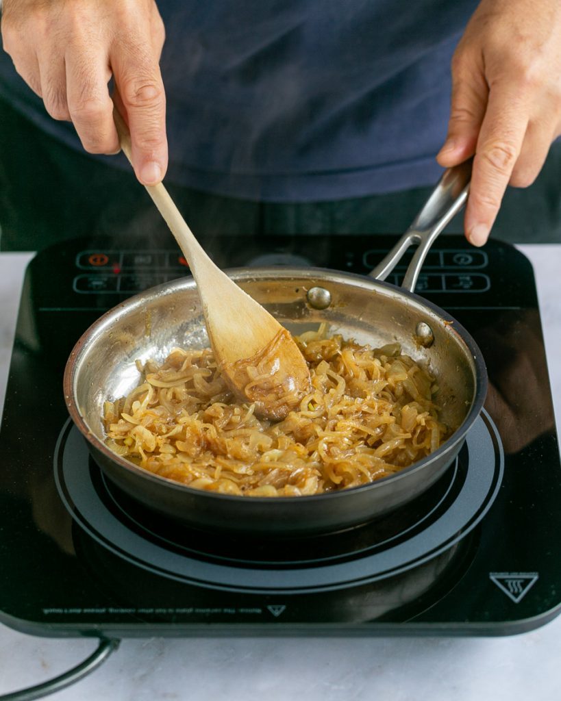 Caramelised onions for the crostata filling