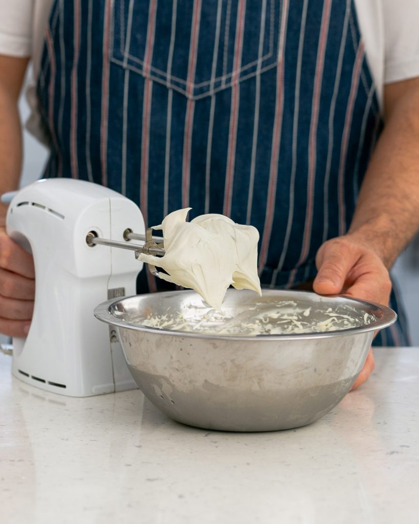 Whipped cream with vanilla