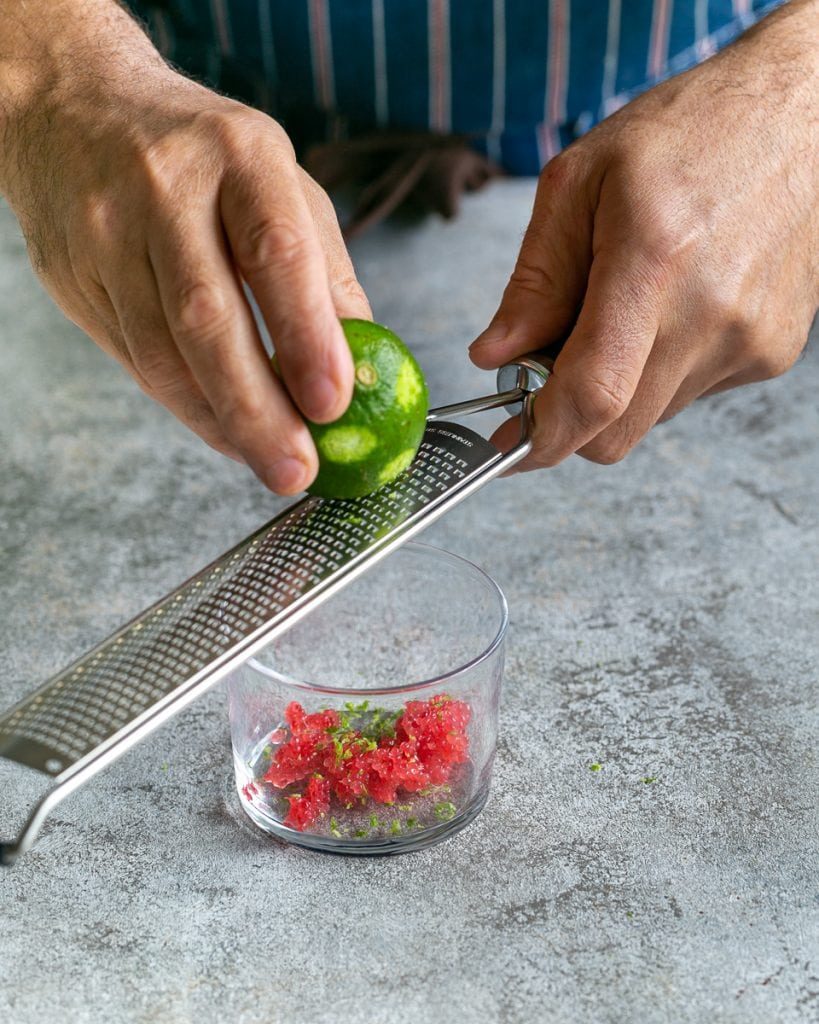 Finger lime dressing for an oyster