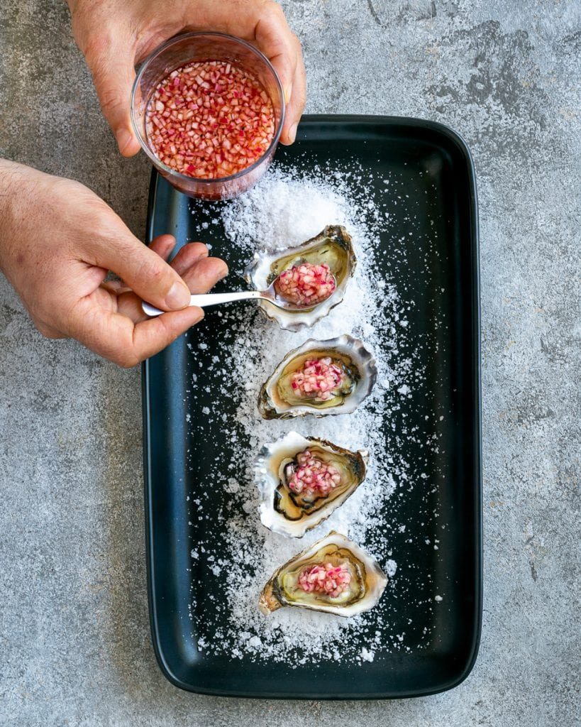 Oysters with Sauce Mignonette