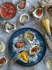 Oysters three ways served in a plate