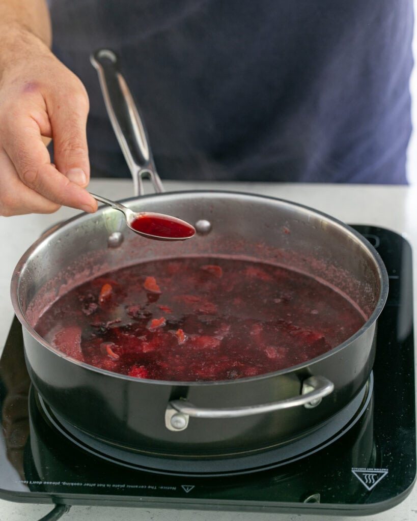 cooked berry soup in pan