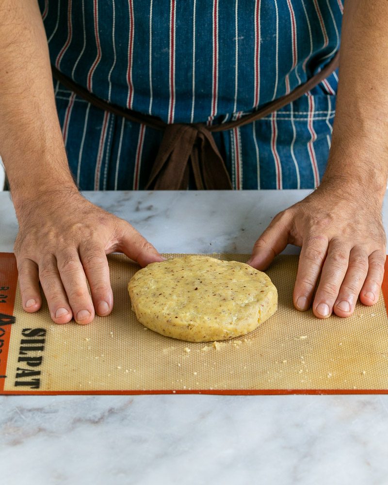 Prepared dough for tart shell