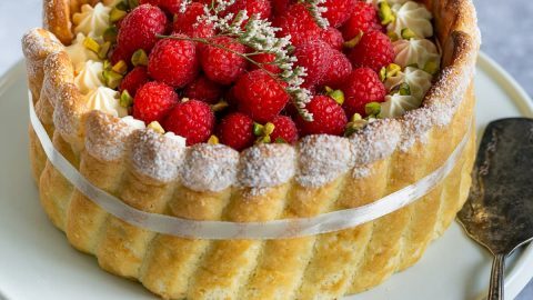 Mousse de rhubarbe aux fraises - The Everyday French Chef