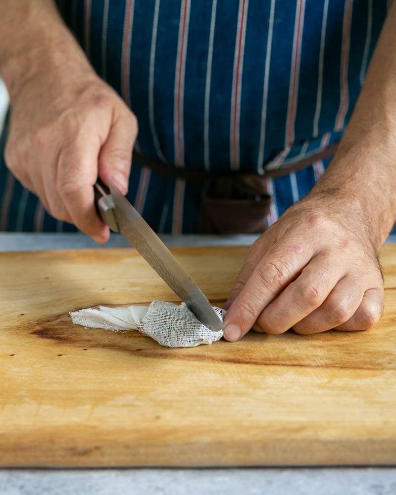 Cracking the spices