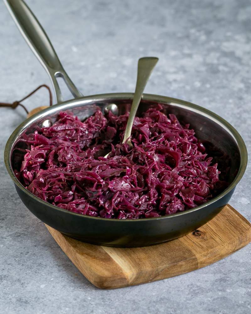 German braised red cabbage