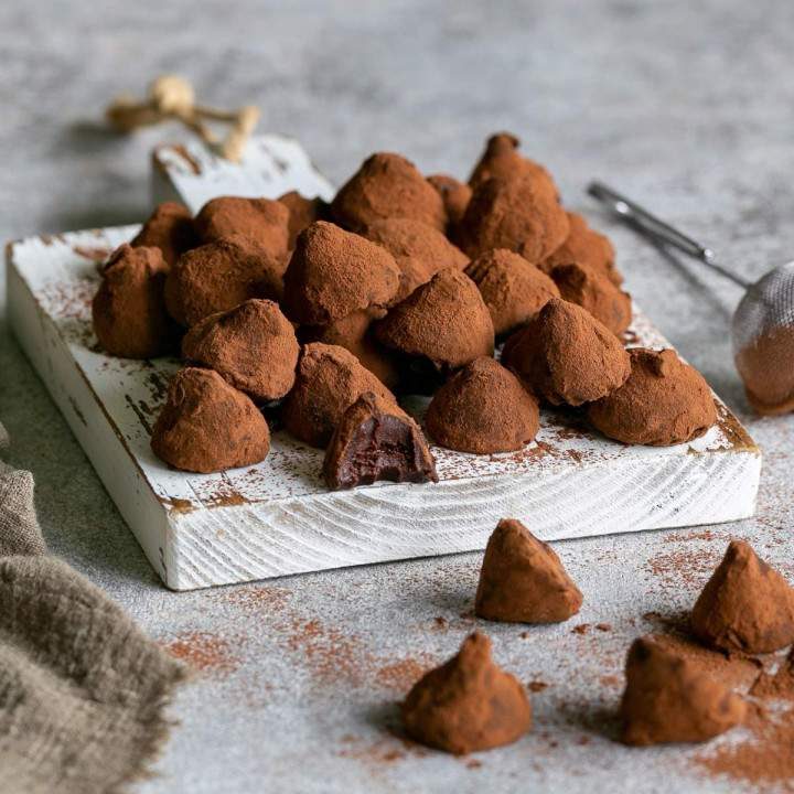 Grand Marnier Chocolate Truffles Between2Kitchens