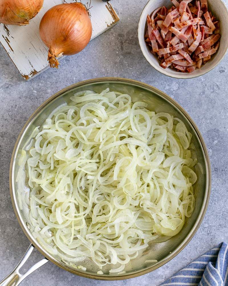 Cooked onions to use as topping