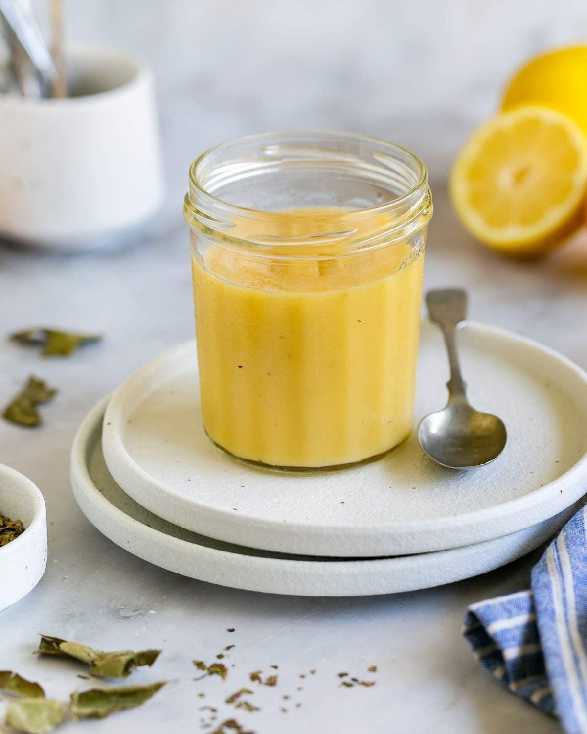 Creamy lemon curd