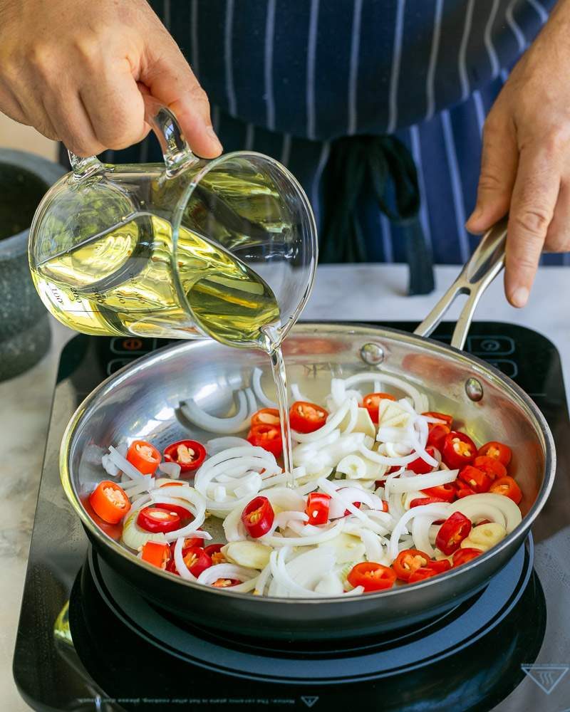 Ingredients for chili oil in a pan