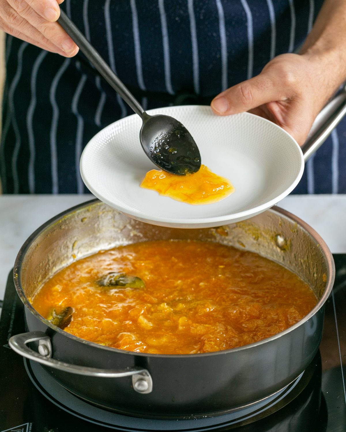 Test on white cold plate to see if marmalade is cooked