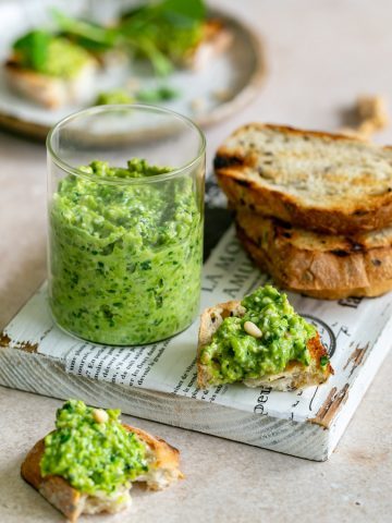 Easy Pea and Mint Pesto