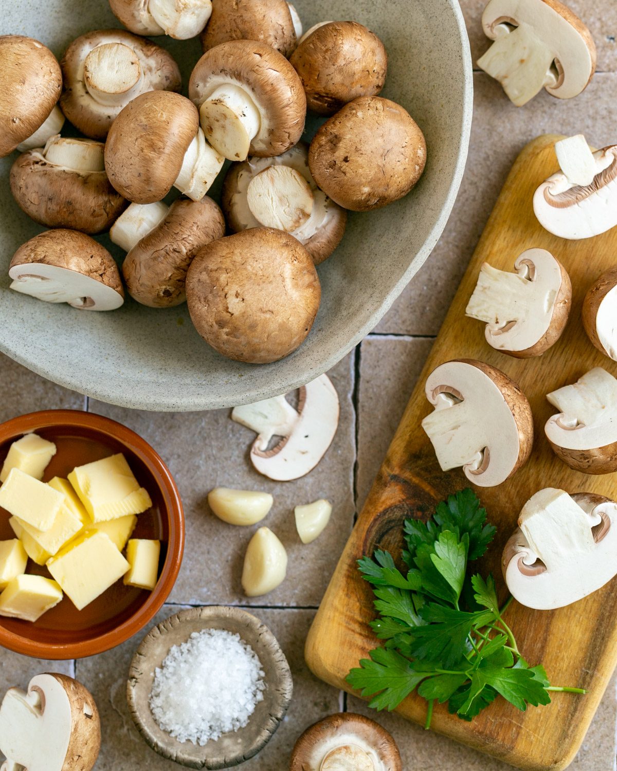 Ingredients to make roasted chestnut mushrooms