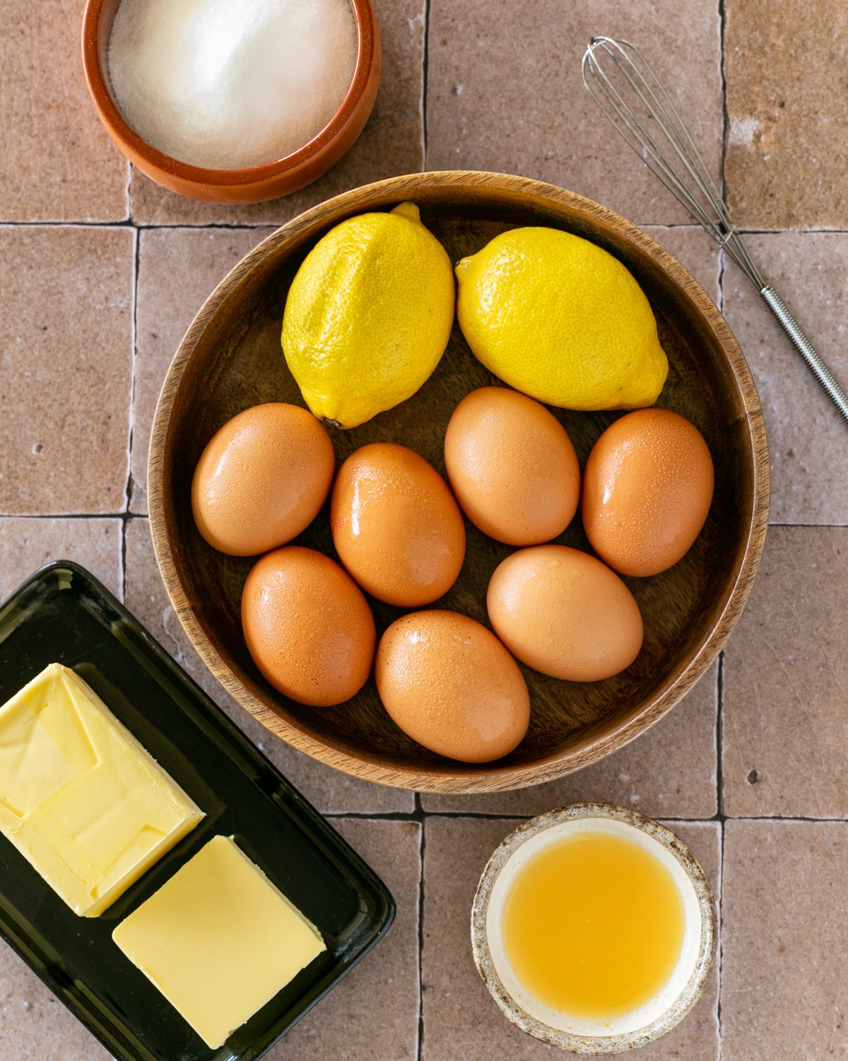 Ingredients to make yuzu curd